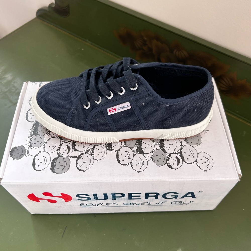 Superga Size 13 Girls Shoe Navy